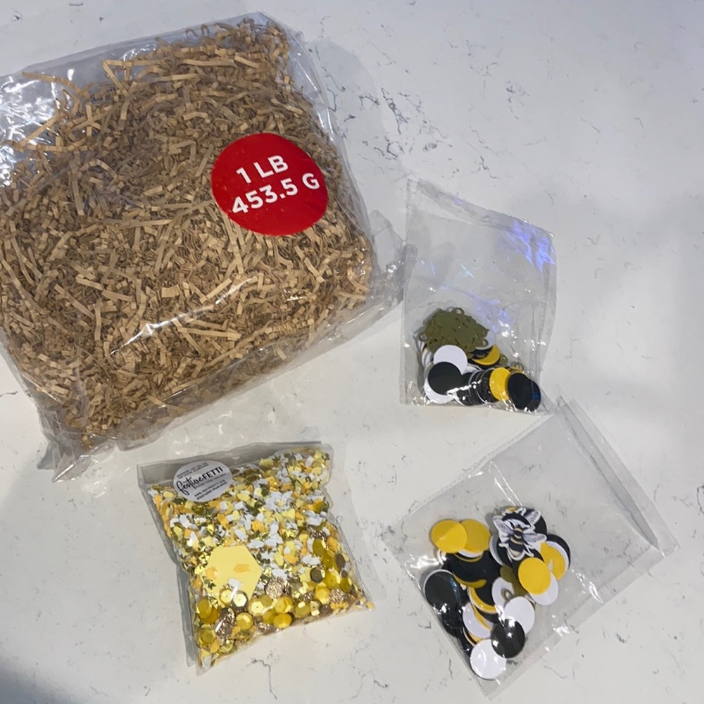 Bride to BEE/ Bay-BEE confetti